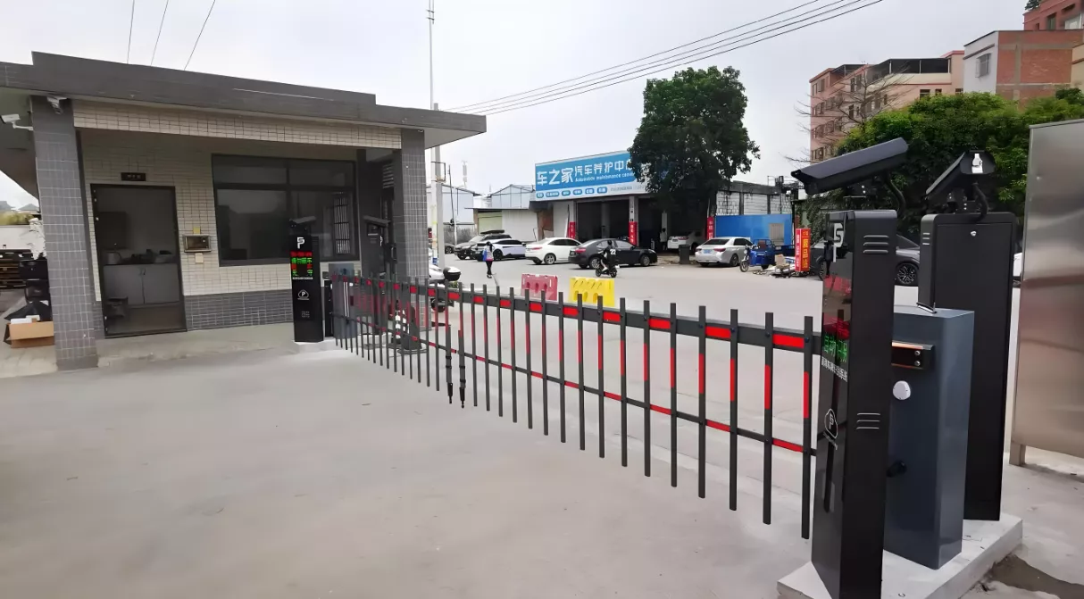 栅栏式道闸